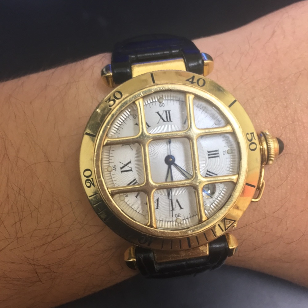 Pasha de Cartier - Authentic 18k Gold With Grid
